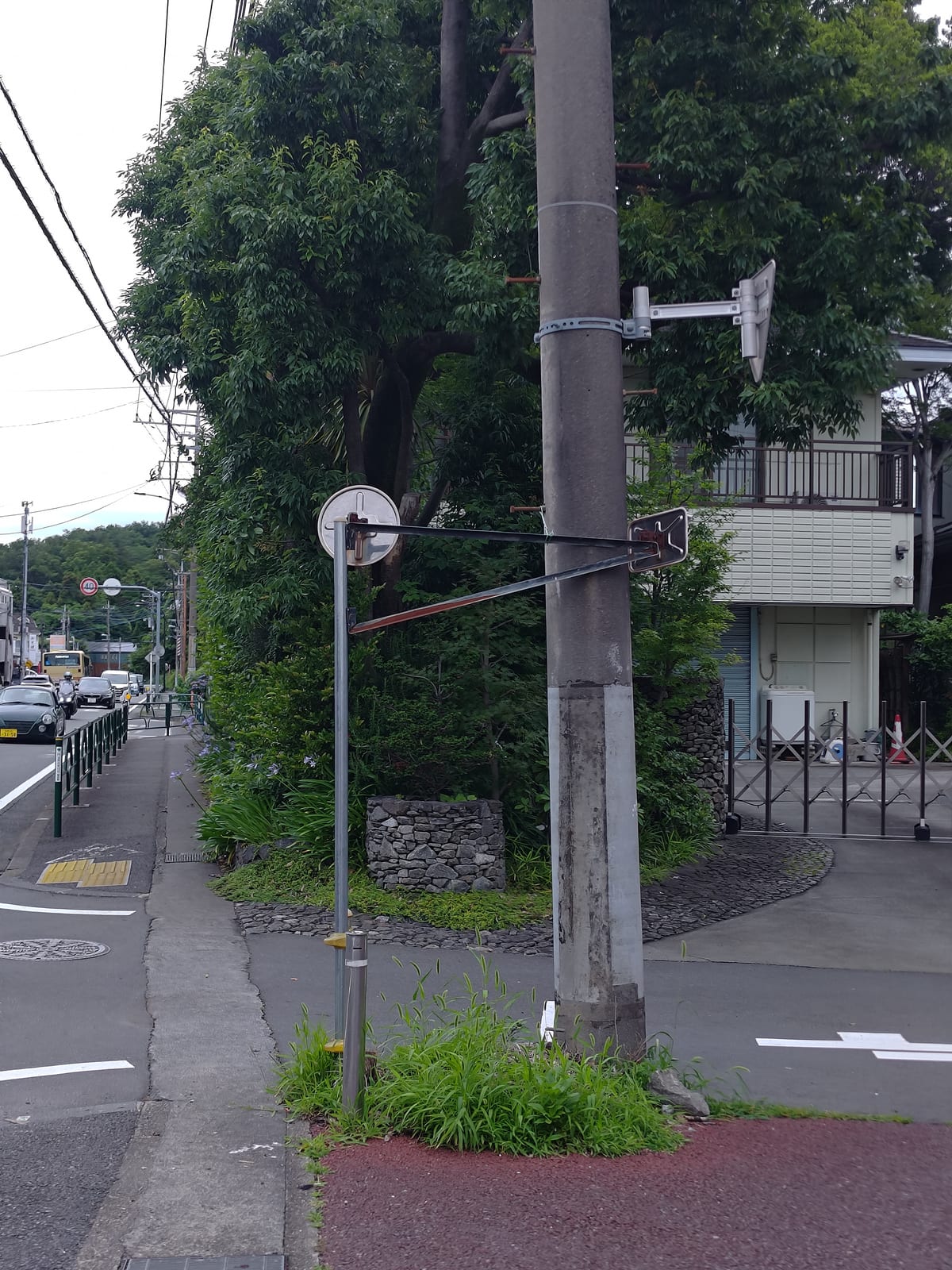 ミラーカッコいい付き方してる